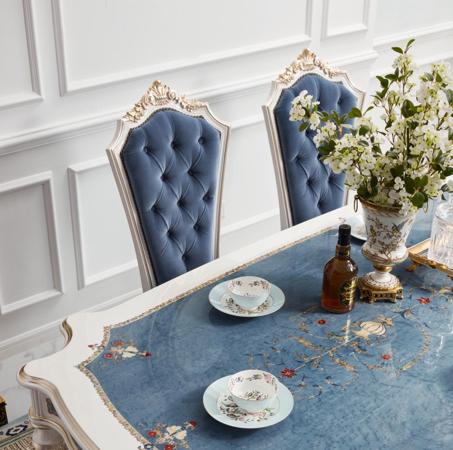 Dining & Entertaining