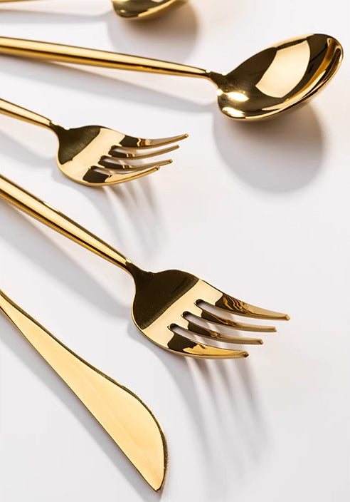 Western Tableware Set – 3-Piece Knife, Fork & Spoon Set (Gold Finish)