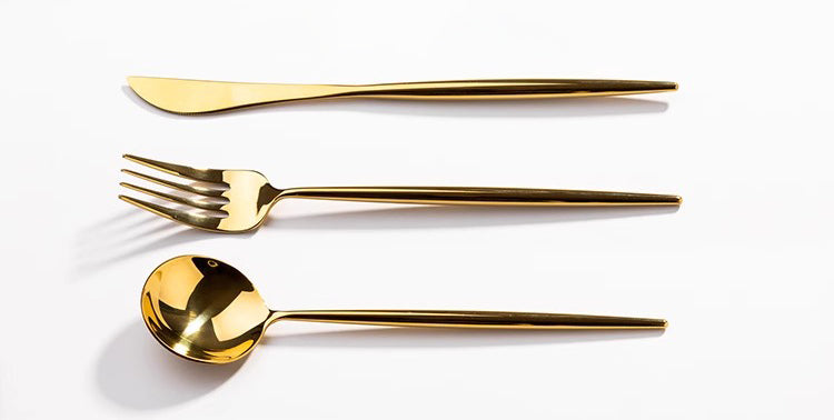 Western Tableware Set – 3-Piece Knife, Fork & Spoon Set (Gold Finish)