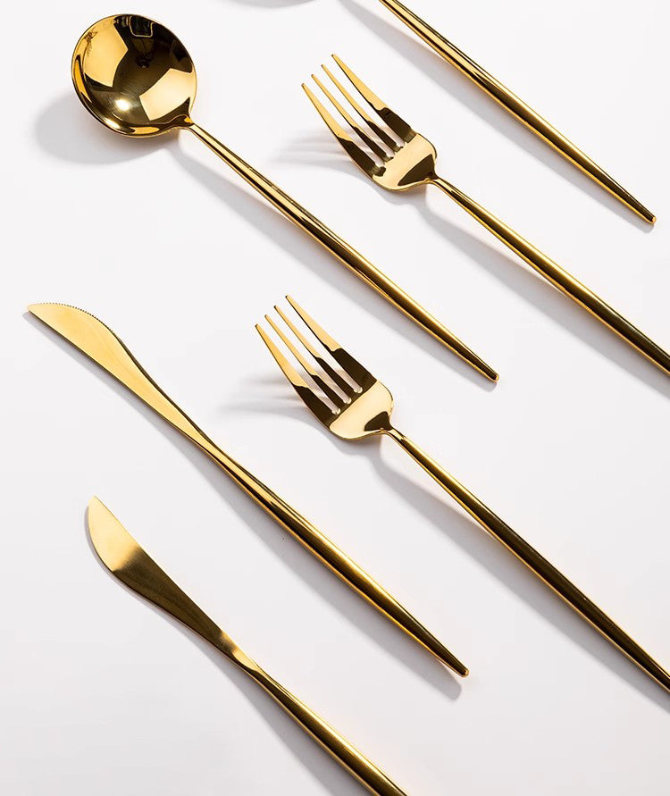 Western Tableware Set – 3-Piece Knife, Fork & Spoon Set (Gold Finish)