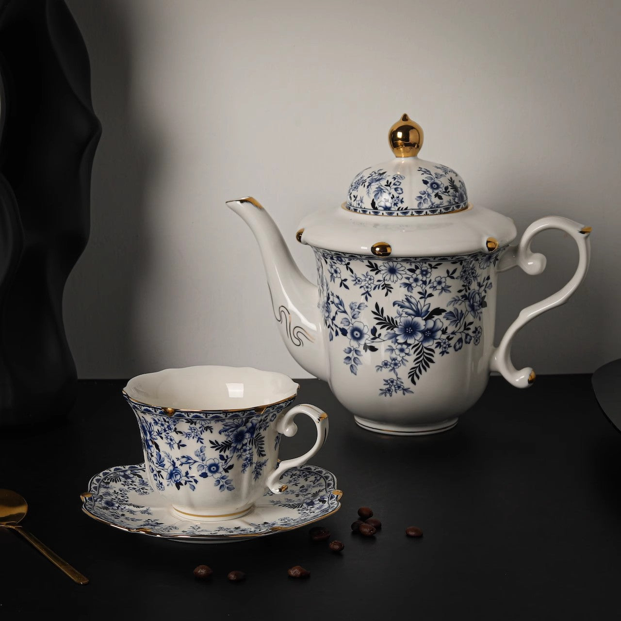 European-Style Blue and White Ceramic Coffee Cup Set with Vintage Floral and Gold Trim