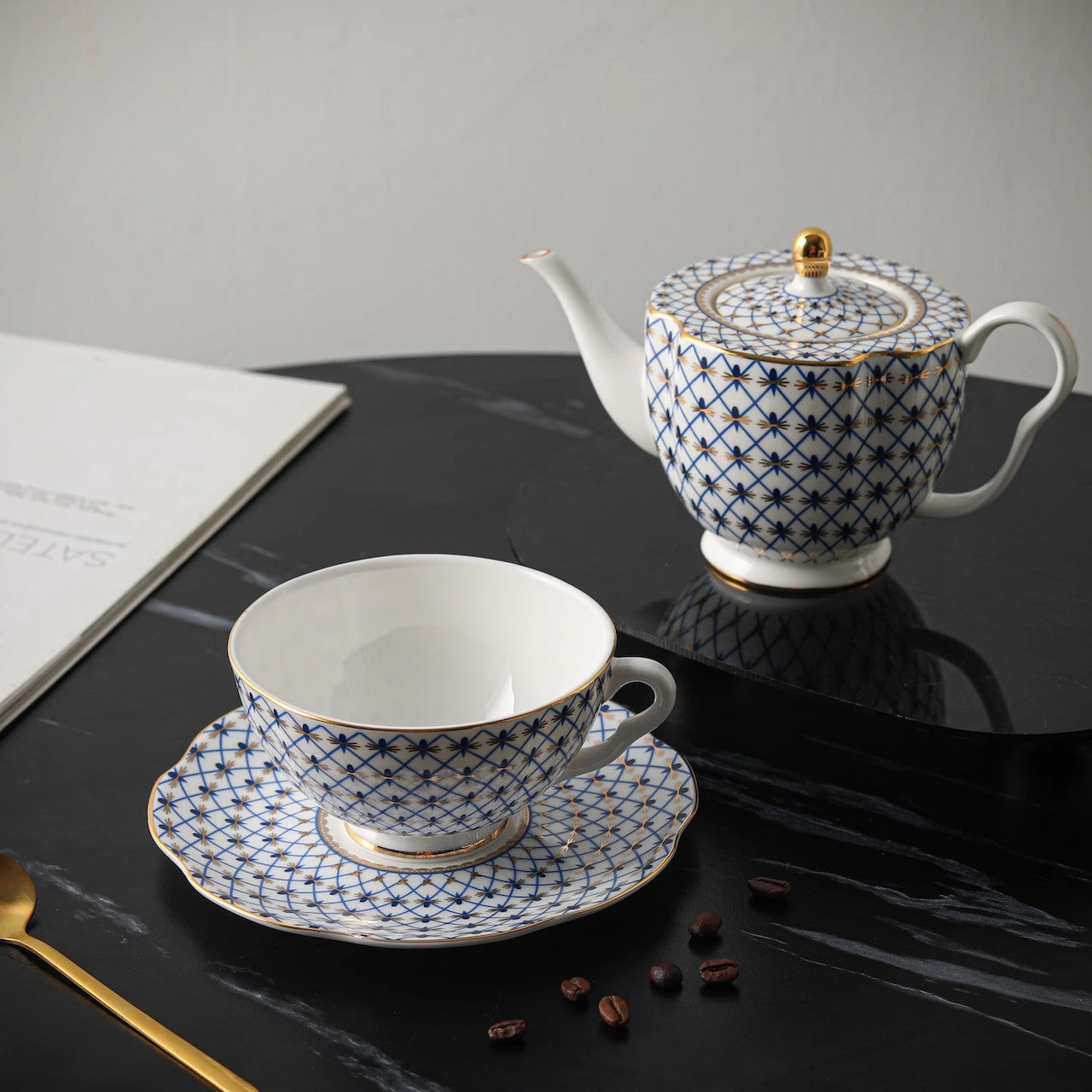 Blue Grid European Light Luxury Bone China Coffee Cup Set with Gold Trim