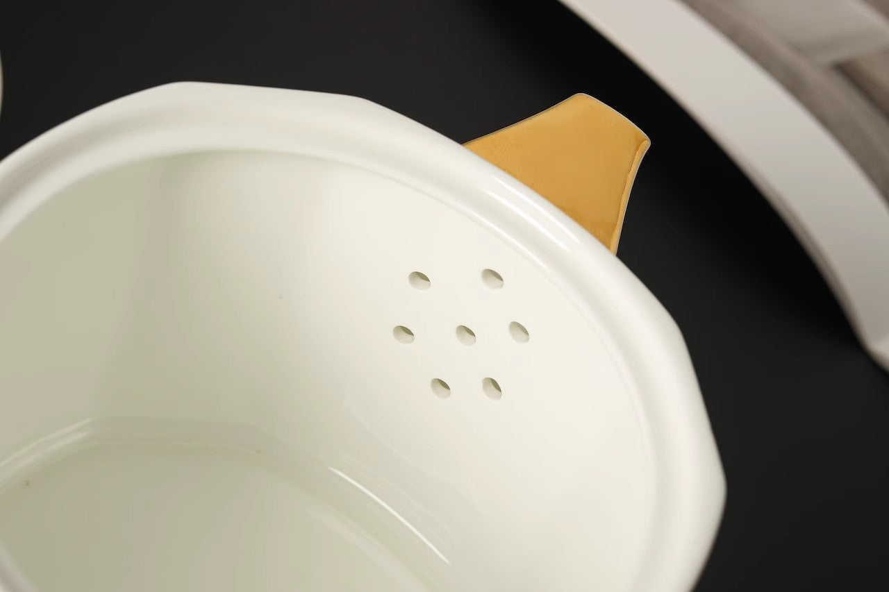 Swan-Inspired European Light Luxury Bone China Tea & Coffee Set with Gold Trim